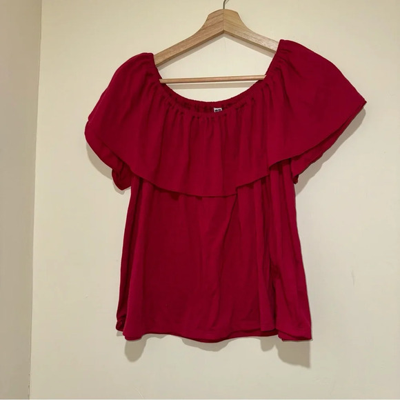 Women’s Uniqlo Brand Red Off the Shoulder Flowy Soft Lightweight T-Shirt Size: L - Picture 2 of 13